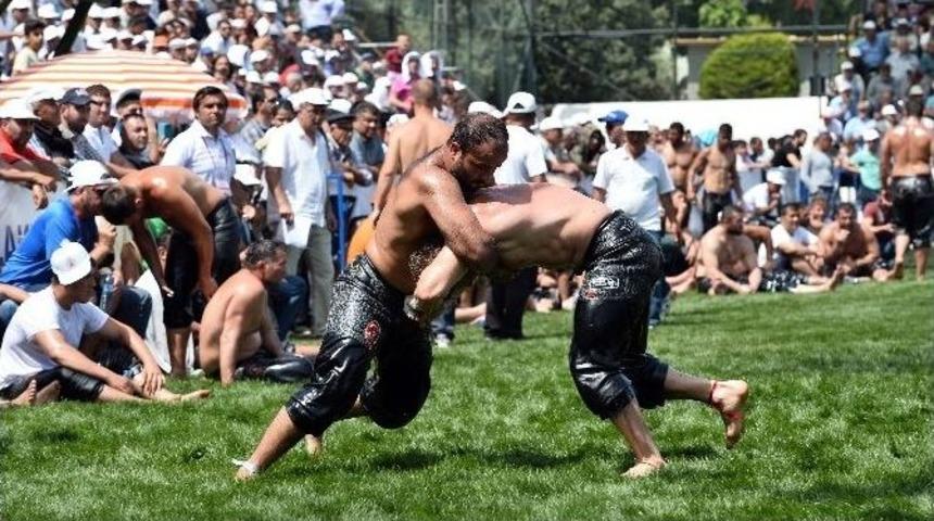 Okulu, Kurtdereli Yağlı G&uuml;reşleri&rsquo;nde De Başpehlivan Oldu