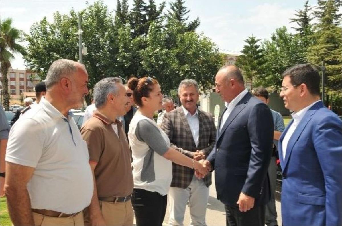 Kepez Belediye Başkanı T&uuml;t&uuml;nc&uuml;&rsquo;ye Bakan &Ouml;vg&uuml;s&uuml;