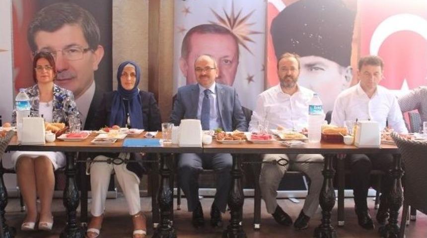 Ak Parti Tekirdağ İl Teşkilatı Kuruluş Yıl D&ouml;n&uuml;m&uuml;n&uuml; Kutladı