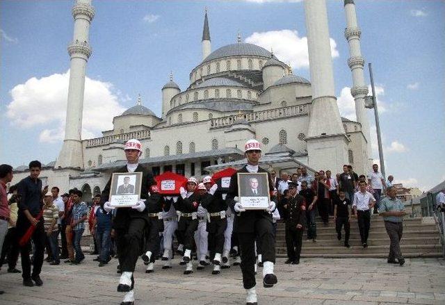 Başkent Şehidini Son Yolculuğuna Uğurluyor