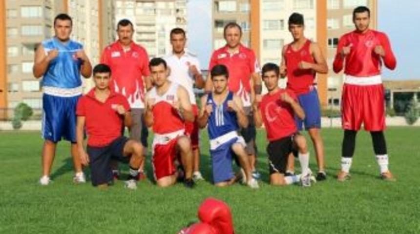 T&uuml;rk Boks&ouml;rler Grozni&rsquo;de Ringe &Ccedil;ıkıyor