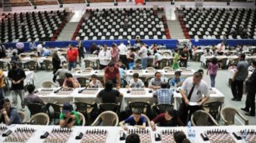 Uluslararası Altın Kayısı Satran&ccedil; Turnuvası Yapılacak