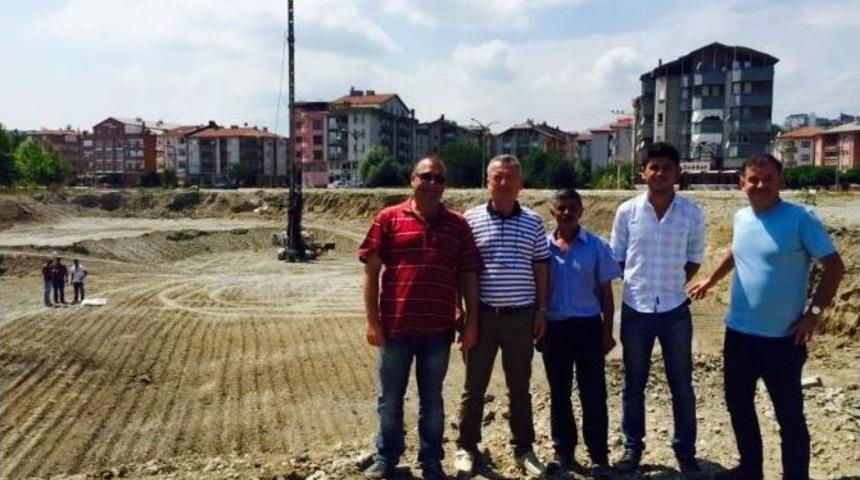 Çaycuma’ya Yeni Belediye Binası İçin İlk Kazma Vuruldu