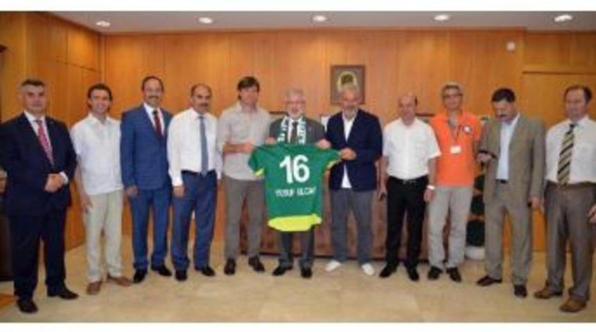Bursaspor'dan Uludağ &Uuml;niversitesi'ne Ziyaret