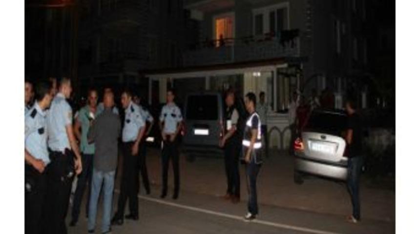 Sakarya İl Emniyet M&uuml;d&uuml;rl&uuml;ğ&uuml; Ekipleri Karasu&rsquo;da Kontrol Ve Denetimlerini Devam Ettiriyor