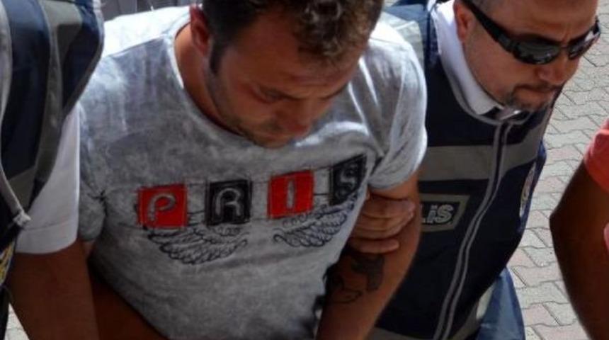 Karab&uuml;k'te, Itfaiye Eri Kavgada Boynunun Kırılması Sonucu &Ouml;ld&uuml; (2)