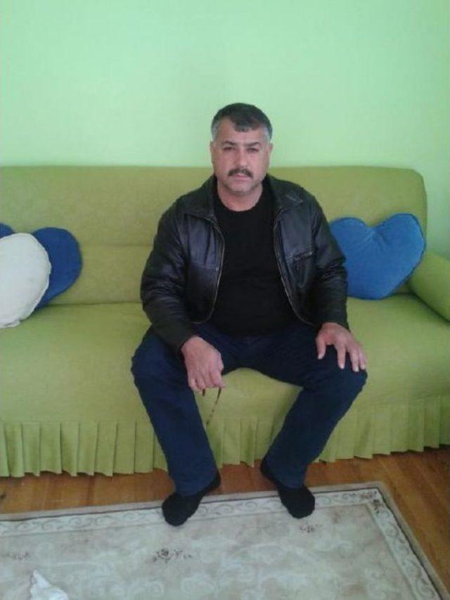 Motosiklet Otomobile Çarptı: 1 Ölü 2