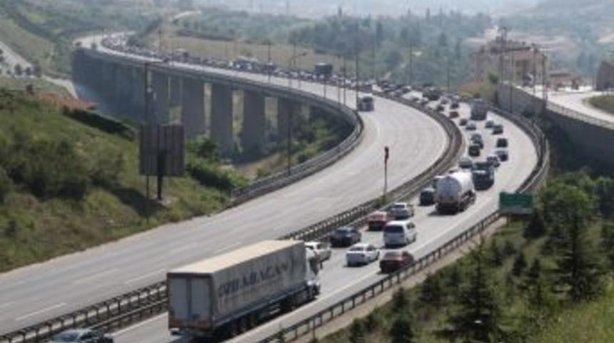 Valilikten Kocaeli&rsquo;den Yolu Ge&ccedil;eceklere Uyarı