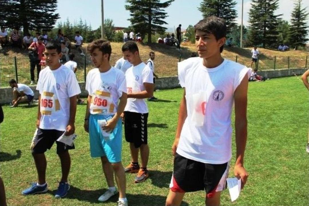 Dp&uuml; Besyo &Ouml;zel Yetenek Sınavlarına Yoğun İlgi