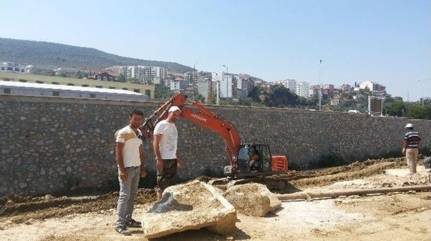 Dereden Lahit &Ccedil;ıktı