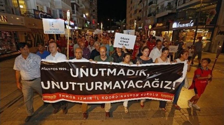 17 Ağustos Felaketi İzmir&rsquo;de Unutulmadı