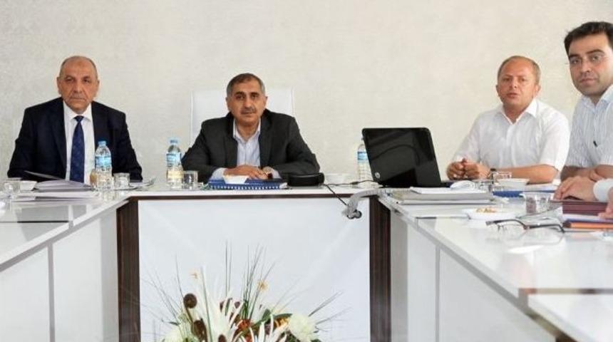 Vali Ko&ccedil;ak&rsquo;tan İl Milli Eğitim M&uuml;d&uuml;rl&uuml;ğ&uuml;&rsquo;ne Ziyaret