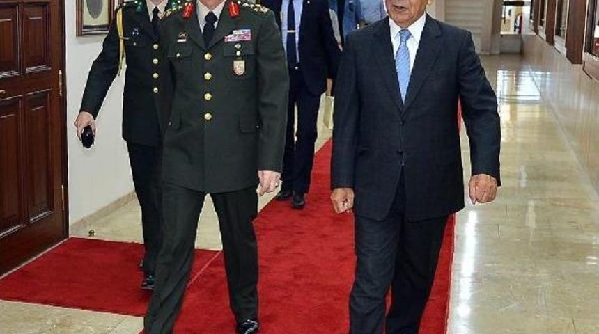 Ege Ordu Komutanı Orgeneral Recep, G&ouml;reve Başladı