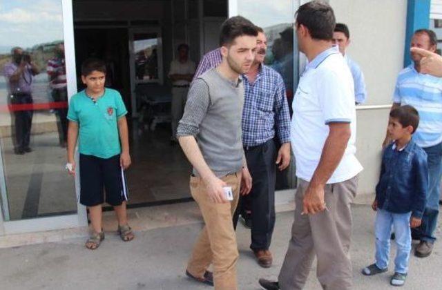 Cenazeye Gidenlerin Otombili Takla Attı: 1 Ölü, 3 Yaralı 1