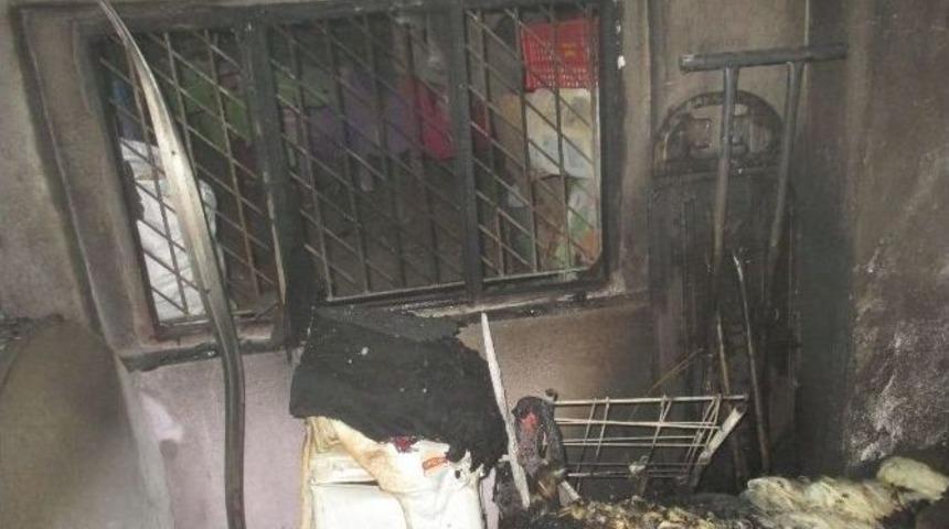 Yangında Ev K&uuml;l Oldu Yalnız Kuran-ı Kerim Yanmadı