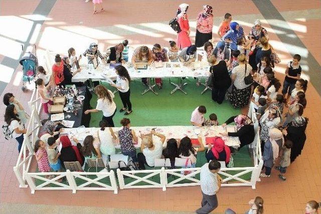 Forum Gaziantep’te Kadınlar Dekoratif Tepsi Süsledi 1