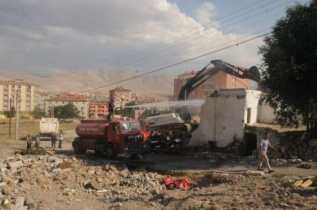 Kentsel D&ouml;n&uuml;ş&uuml;m Hızla Devam Ediyor 1