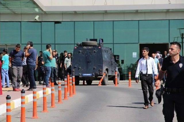 Diyarbakır&rsquo;da &Ccedil;atışma: 4 Asker Yaralı 1