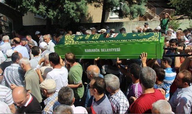 &Ouml;ld&uuml;r&uuml;len İtfaiye Eri Son Yolculuğuna Uğurlandı 1