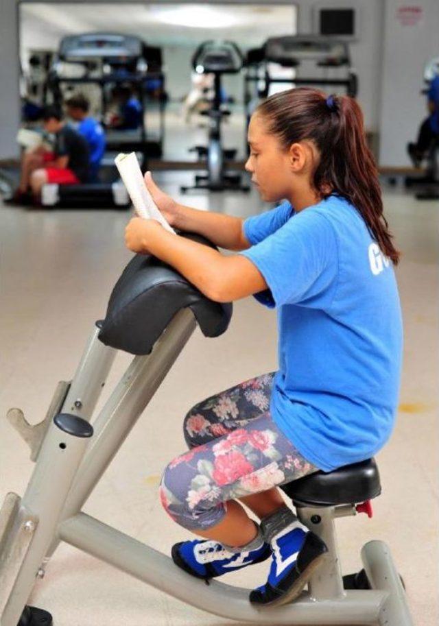 G&uuml;reş&ccedil;ilere Antrenman &Ouml;ncesi Kitap Okuma Zorunluluğu 1