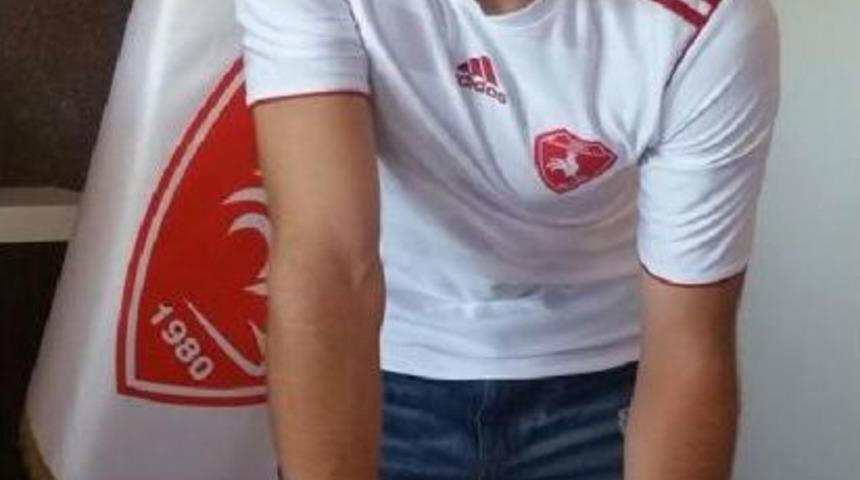Denizli Belediyespor'a Gen&ccedil; Kaleci