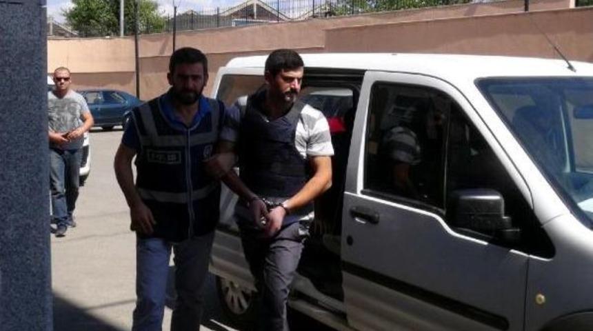 Dehşet Sa&ccedil;an Eski Koca, 4 Saat Ka&ccedil;abildi (2)
