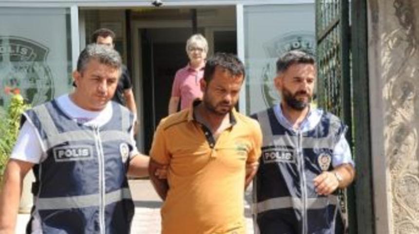 Antalya&rsquo;da &Ccedil;&ouml;p Kavgası Cinayetinin Zanlısı Yakalandı