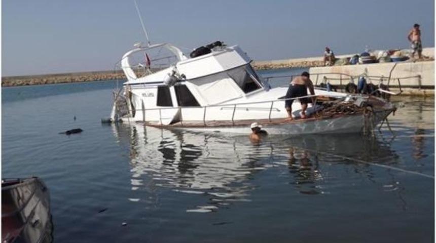 57 Kişinin Bindiği Ka&ccedil;akların Yatı Battı: 9 Kayıp