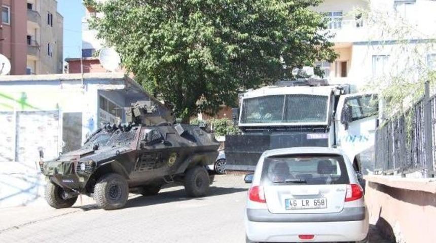 Şırnak'ta Pkk Polisle &Ccedil;atıştı: 2 Kadın Yaralı (2)