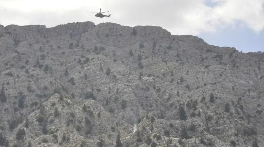 Kayalıktan D&uuml;şen Kişiyi Cep Telefonu Hayata Bağladı