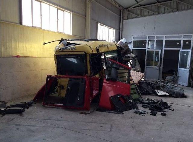 Park Halindeki Tır&rsquo;ları &Ccedil;alan &Ccedil;ete Yakalandı 2