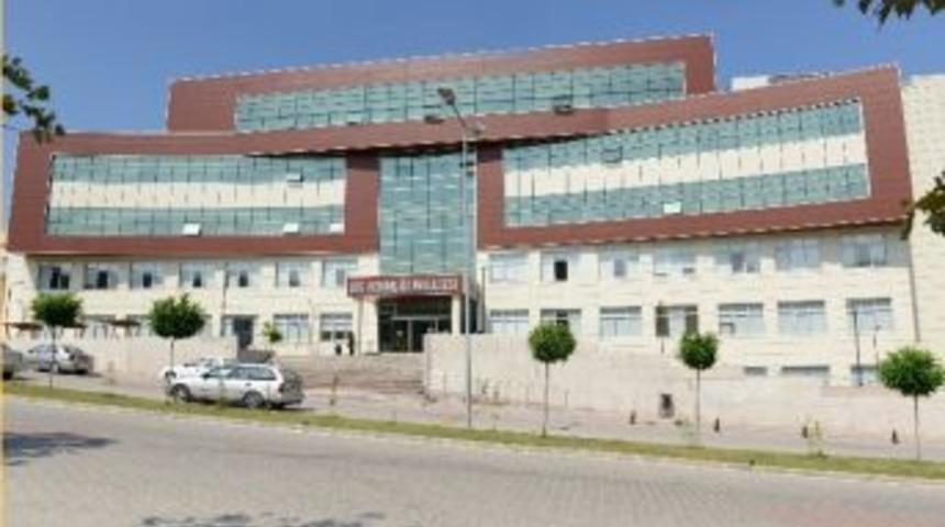 Diş Hekimliği Fak&uuml;ltesi 2014 Yılında 90 Bin Hastaya Hizmet Sundu