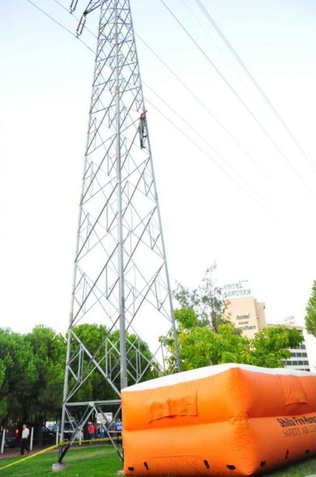 Elektrik Direğinde Intihar Girişimi 2