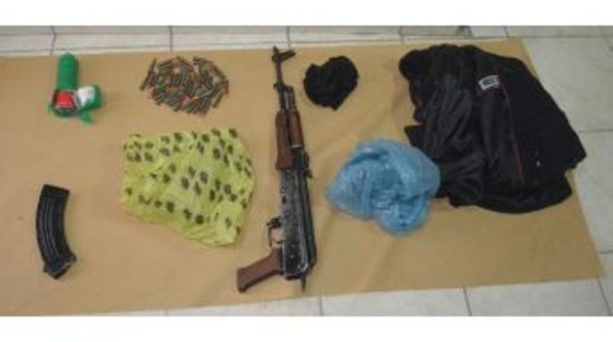 Hakkari&rsquo;de Silah Ve M&uuml;himmat Ele Ge&ccedil;irildi