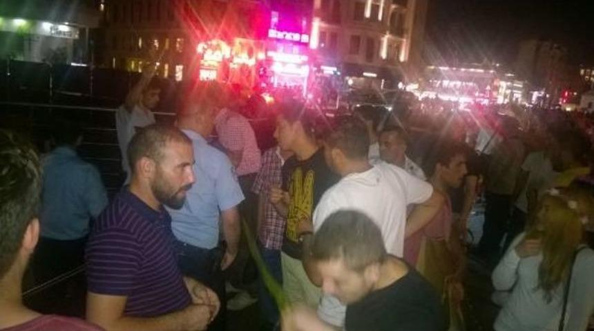 Taksim Metro İstasyonu'nda Ş&uuml;pheli Paket Alarmı...