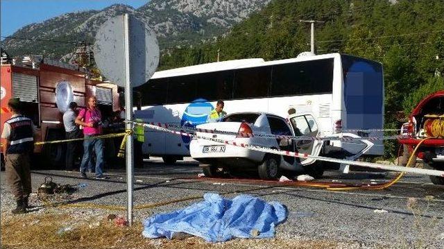 Antalya’daki Trafik Kazasında Aynı Aileden 5 Kişi Öldü