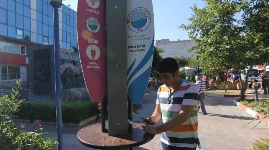 Menderes&rsquo;te &Uuml;cretsiz İnternet D&ouml;nemi