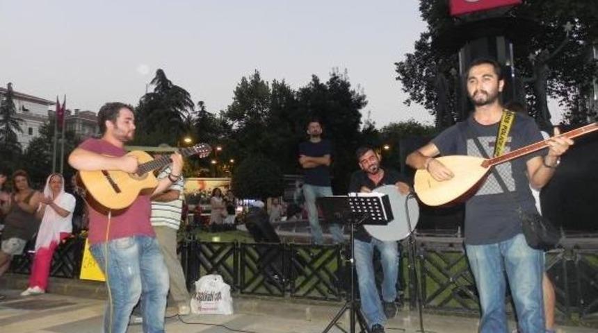 Engellenmek Istenen M&uuml;zisyenlerden Konserli A&ccedil;ıklama: M&uuml;ziğe Devam Edeceğiz