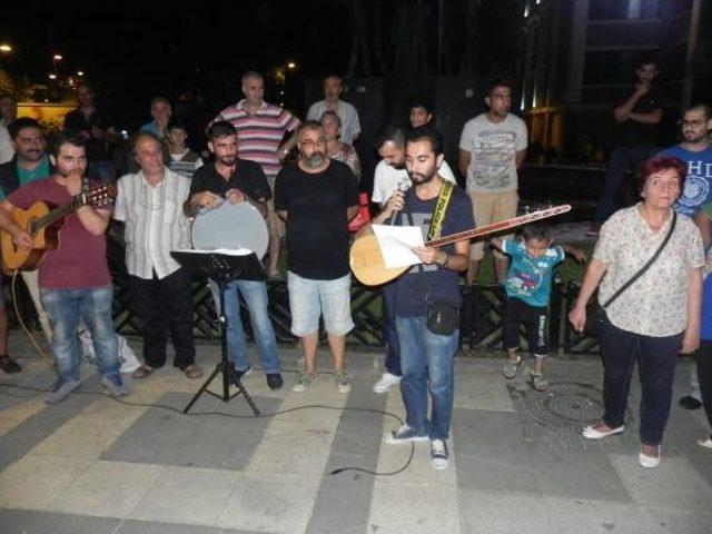 Engellenmek Istenen M&uuml;zisyenlerden Konserli A&ccedil;ıklama: M&uuml;ziğe Devam Edeceğiz 3