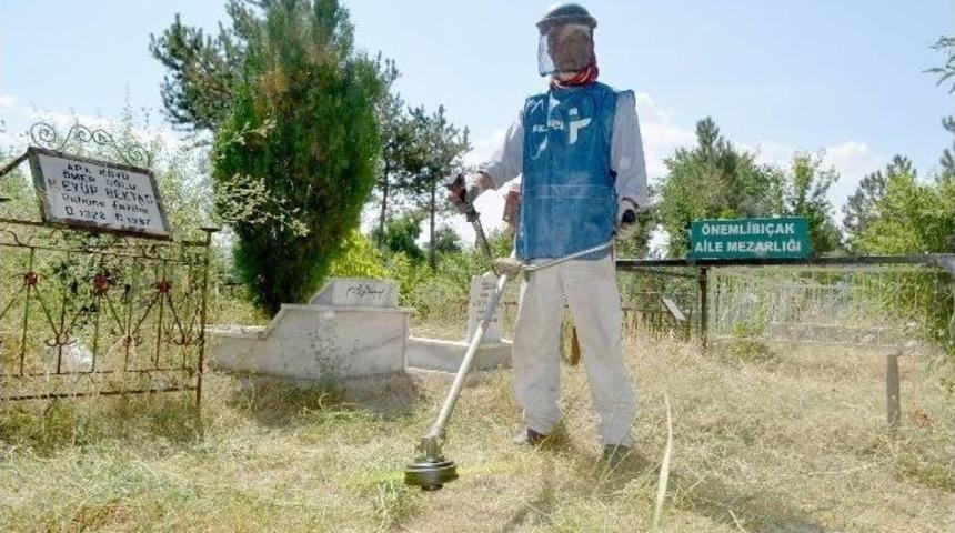 Sivas&rsquo;ta Mezarlıklar Ty&ccedil;p &Ccedil;alışanlarına Emanet
