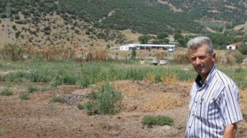 Marmaracık K&ouml;y&uuml;ne Halı Saha