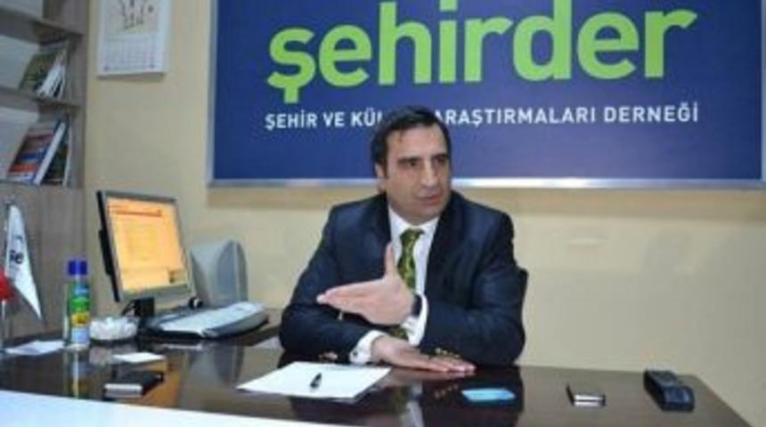 Şehirder: &ldquo;milletvekili Yeminindeki Anlatım Bozukluğu Artık D&uuml;zeltilmeli&rdquo;