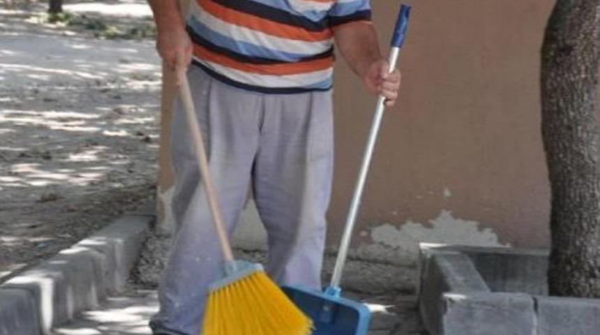 Şişko Diye Dalga Geçenlere Kızdı, 73 Kilo Verdi