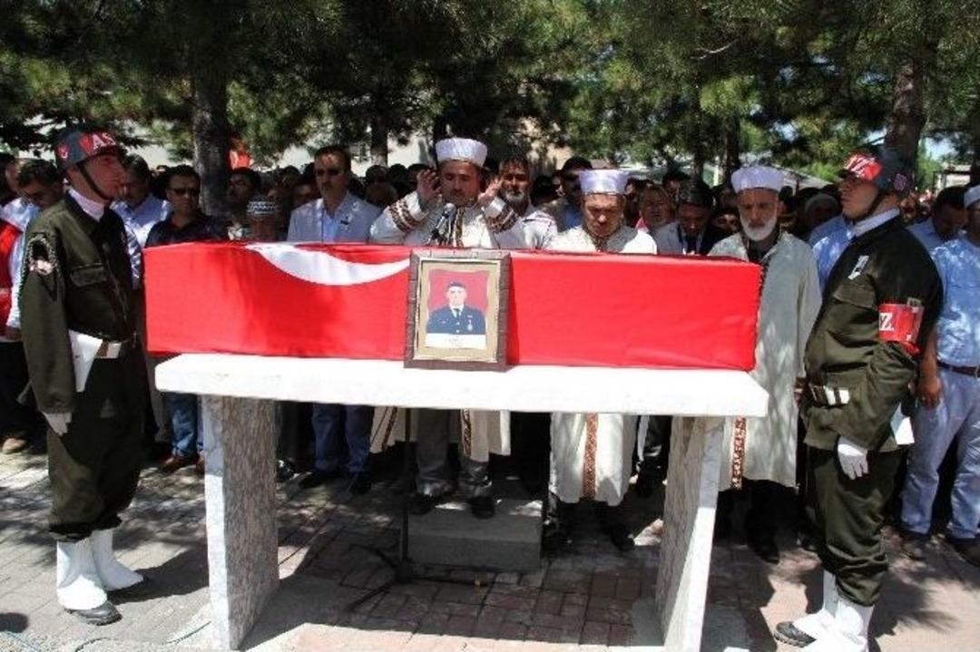 Şehit Uzman &Ccedil;avuş Nevşehir&rsquo;de Toprağa Verildi
