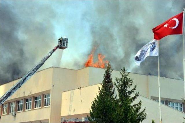 Selçuk Üniversitesi Veteriner Fakültesi’Nde Yangın (2)