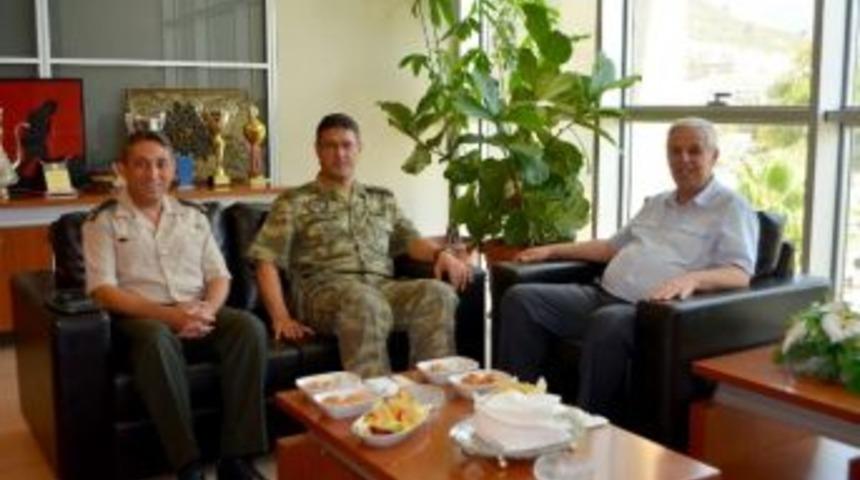 S&ouml;ke Garnizon Komutanı Erol Akman&rsquo;dan Başkan Toyran&rsquo;a Ziyaret