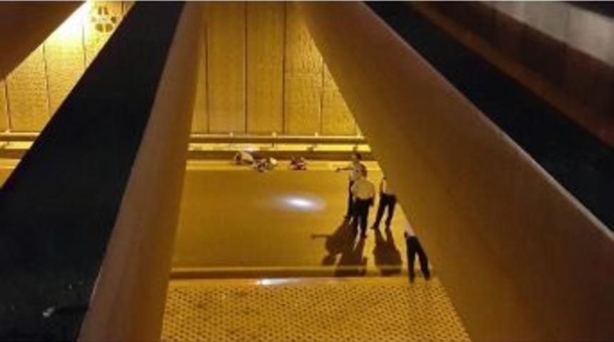 Alt Ge&ccedil;itte Ş&uuml;pheli &Ccedil;uval Paniği