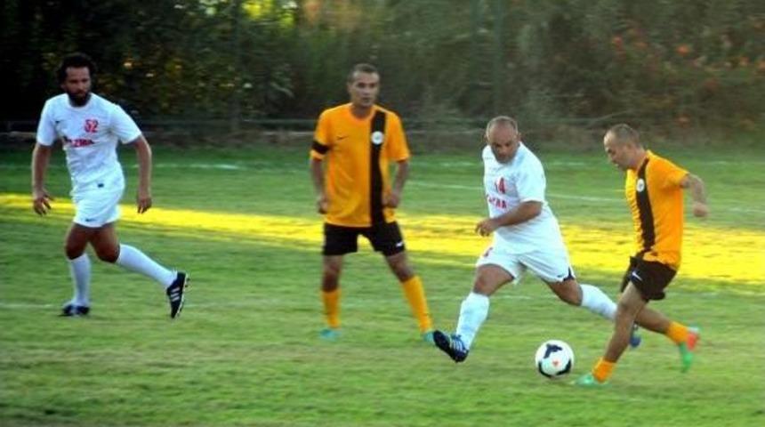 G&uuml;m&uuml;şl&uuml;kspor Sezon A&ccedil;ılışanda Ayazma Ile Karşılaştı
