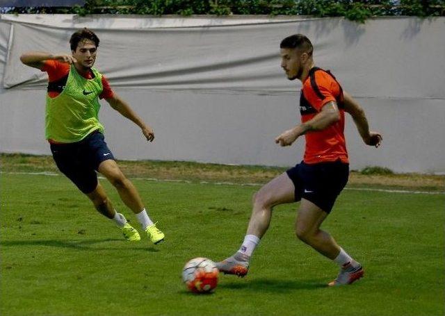 Trabzonspor, Beşiktaş Ma&ccedil;ı Hazırlıklarını S&uuml;rd&uuml;rd&uuml; 1