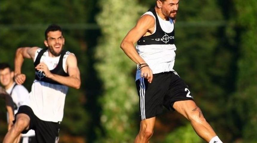 Beşiktaş, Trabzonspor Ma&ccedil;ı Hazırlıklarını S&uuml;rd&uuml;r&uuml;yor